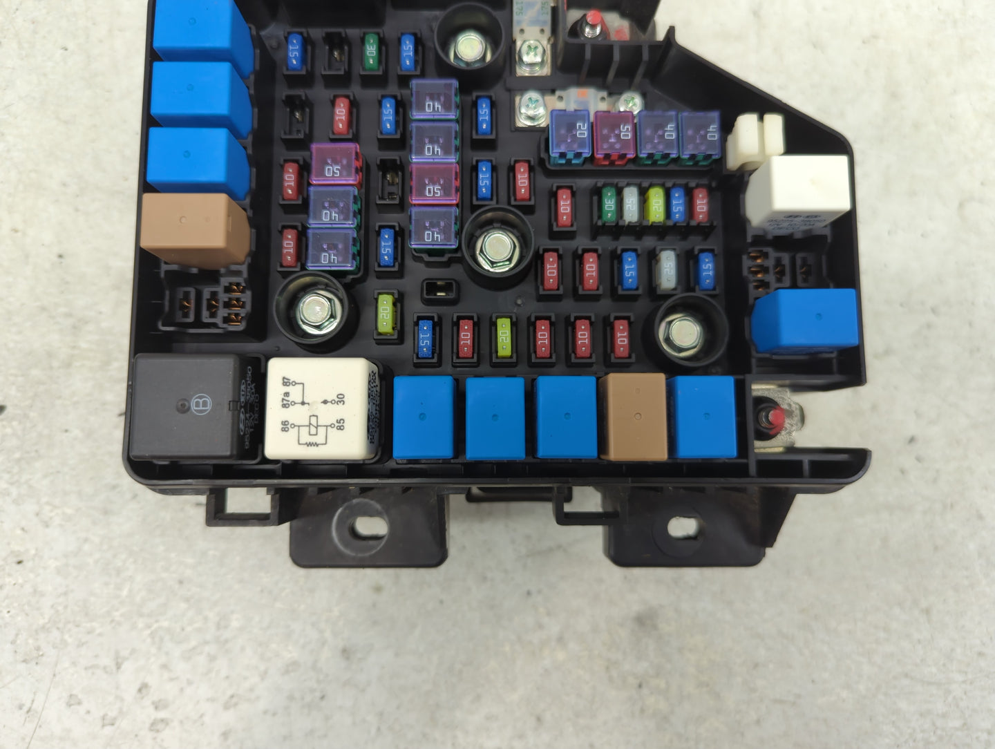 2010-2012 Hyundai Santa Fe Fusebox Fuse Box Panel Relay Module P/N:95224-3S050 Fits Fits 2010 2011 2012 OEM Used Auto Parts 