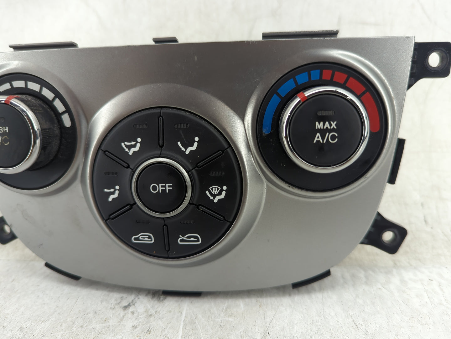 2010-2012 Hyundai Santa Fe Climate Control Module Temperature AC/Heater Replacement P/N:97250-2BXXX Fits Fits 2010 2011 2012