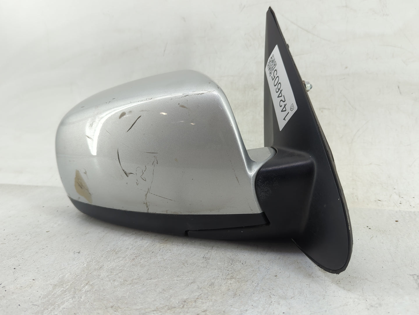 2012 Hyundai Santa Fe Passenger Side View Mirror - Right Door Mirror OEM Used - Oemusedautoparts1.com
