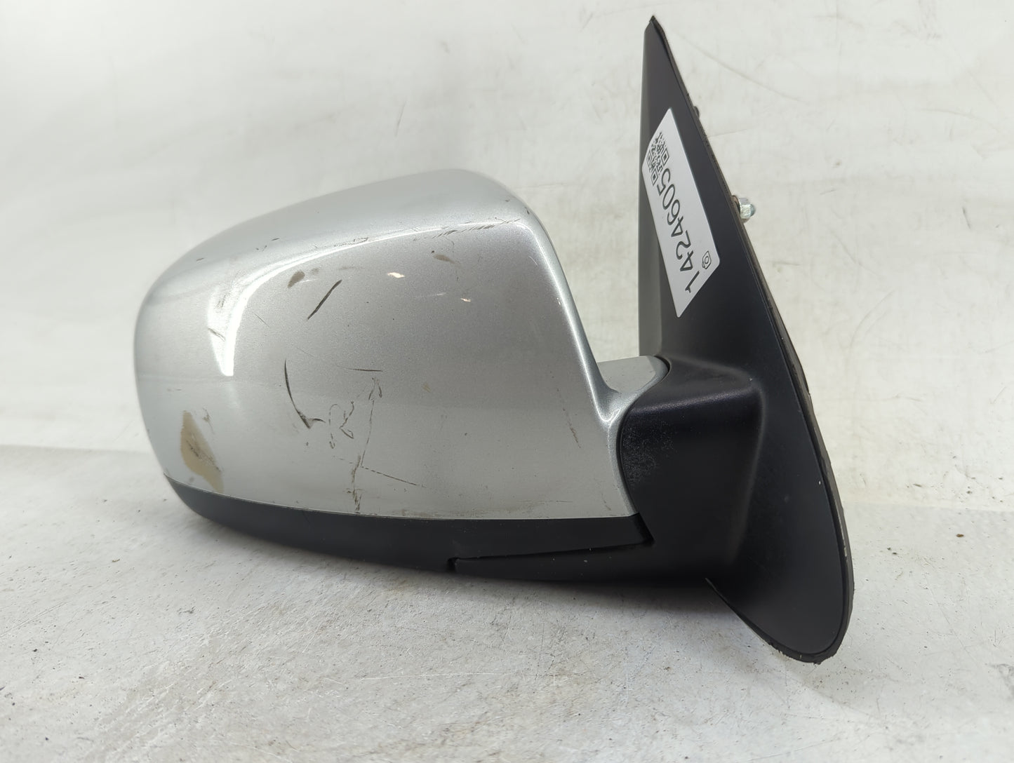 2012 Hyundai Santa Fe Passenger Side View Mirror - Right Door Mirror OEM Used - Oemusedautoparts1.com