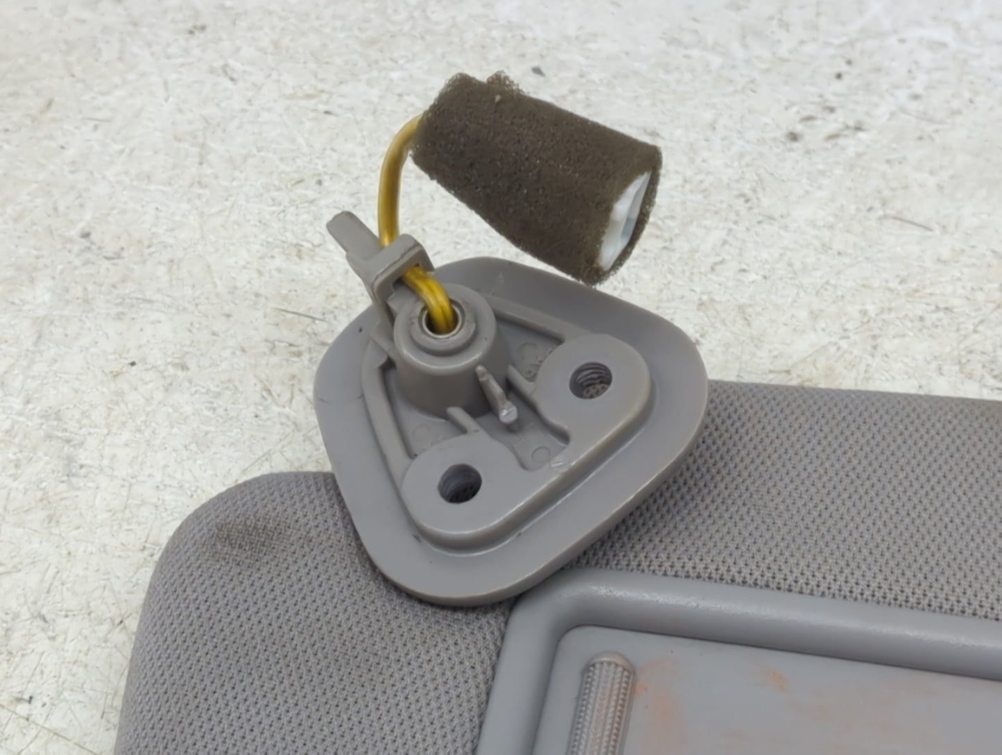 2010-2012 Hyundai Santa Fe Sun Visor Shade Replacement Driver Left Mirror Fits Fits 2010 2011 2012 OEM Used Auto Parts - Oem