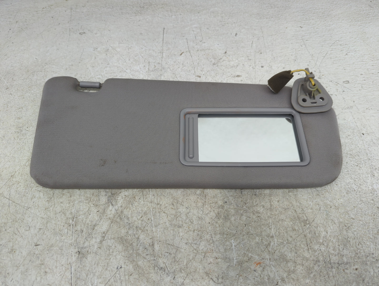 2010-2012 Hyundai Santa Fe Sun Visor Shade Replacement Passenger Right Mirror Fits Fits 2010 2011 2012 OEM Used Auto Parts -