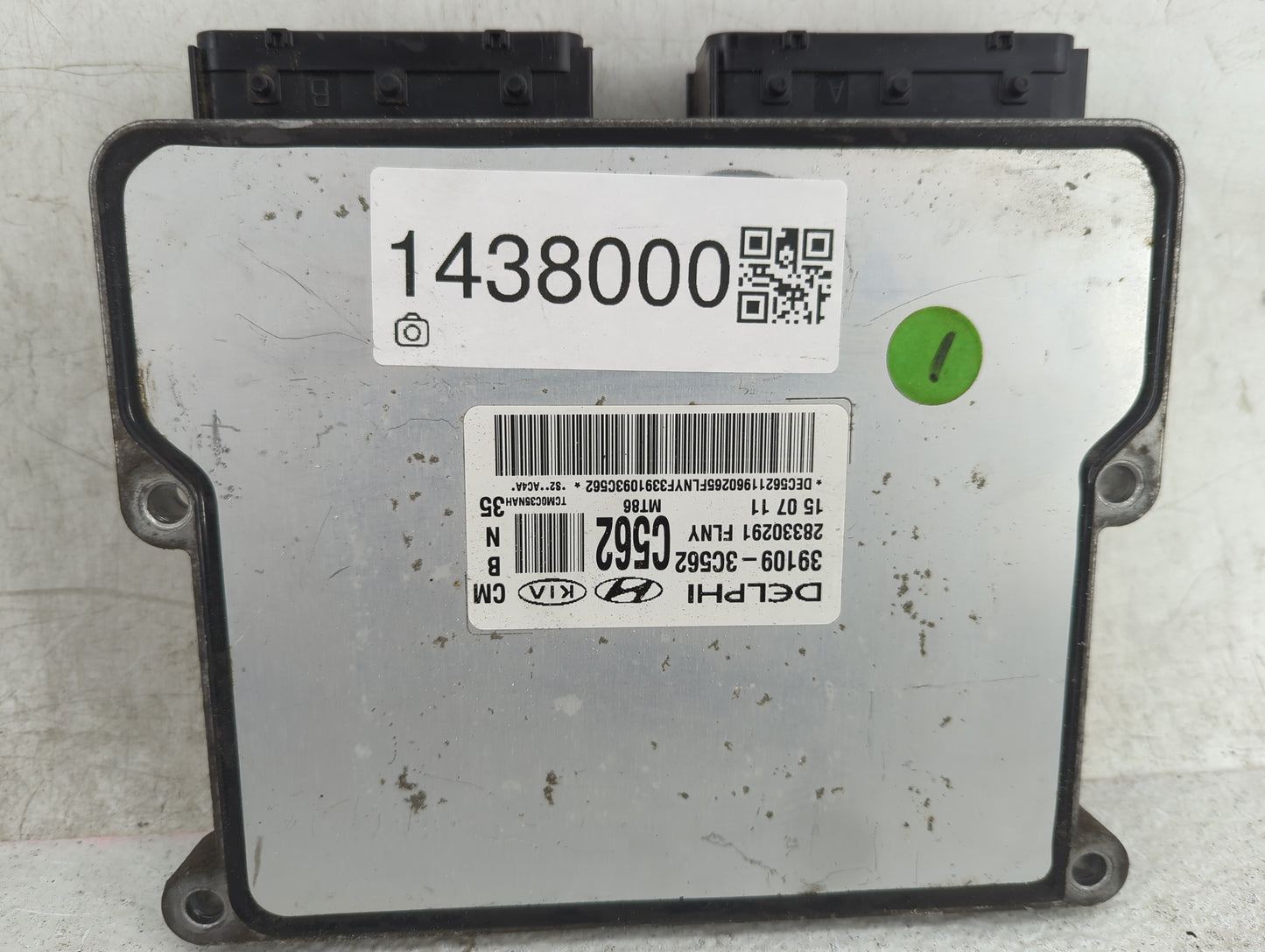 2010-2012 Hyundai Santa Fe PCM Engine Control Computer ECU ECM PCU OEM P/N:39109-3C562, 28330291 Fits Fits 2010 2011 2012 OE