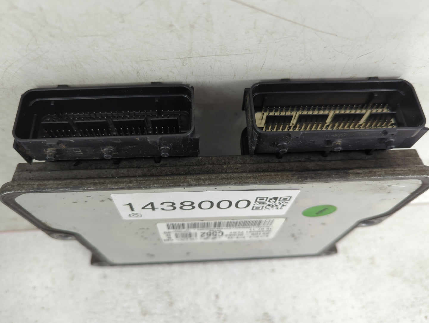 2010-2012 Hyundai Santa Fe PCM Engine Control Computer ECU ECM PCU OEM P/N:39109-3C562, 28330291 Fits Fits 2010 2011 2012 OE