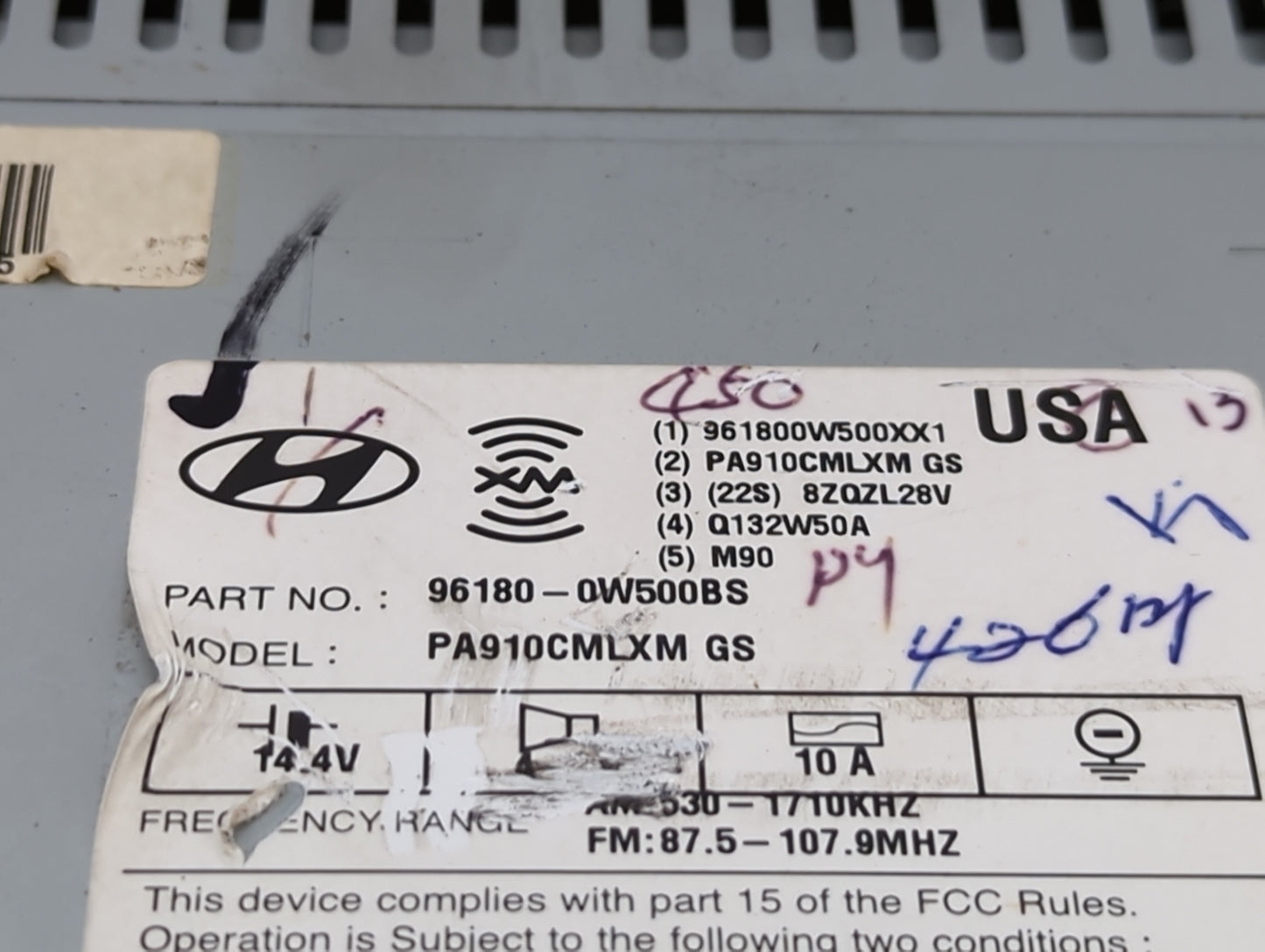 2010-2012 Hyundai Santa Fe Radio AM FM Cd Player Receiver Replacement P/N:96180-0W500BS Fits Fits 2010 2011 2012 OEM Used Au