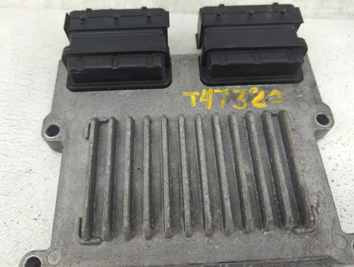2010-2012 Hyundai Santa Fe PCM Engine Control Computer ECU ECM PCU OEM P/N:39109-3C562 28348825 Fits Fits 2010 2011 2012 OEM