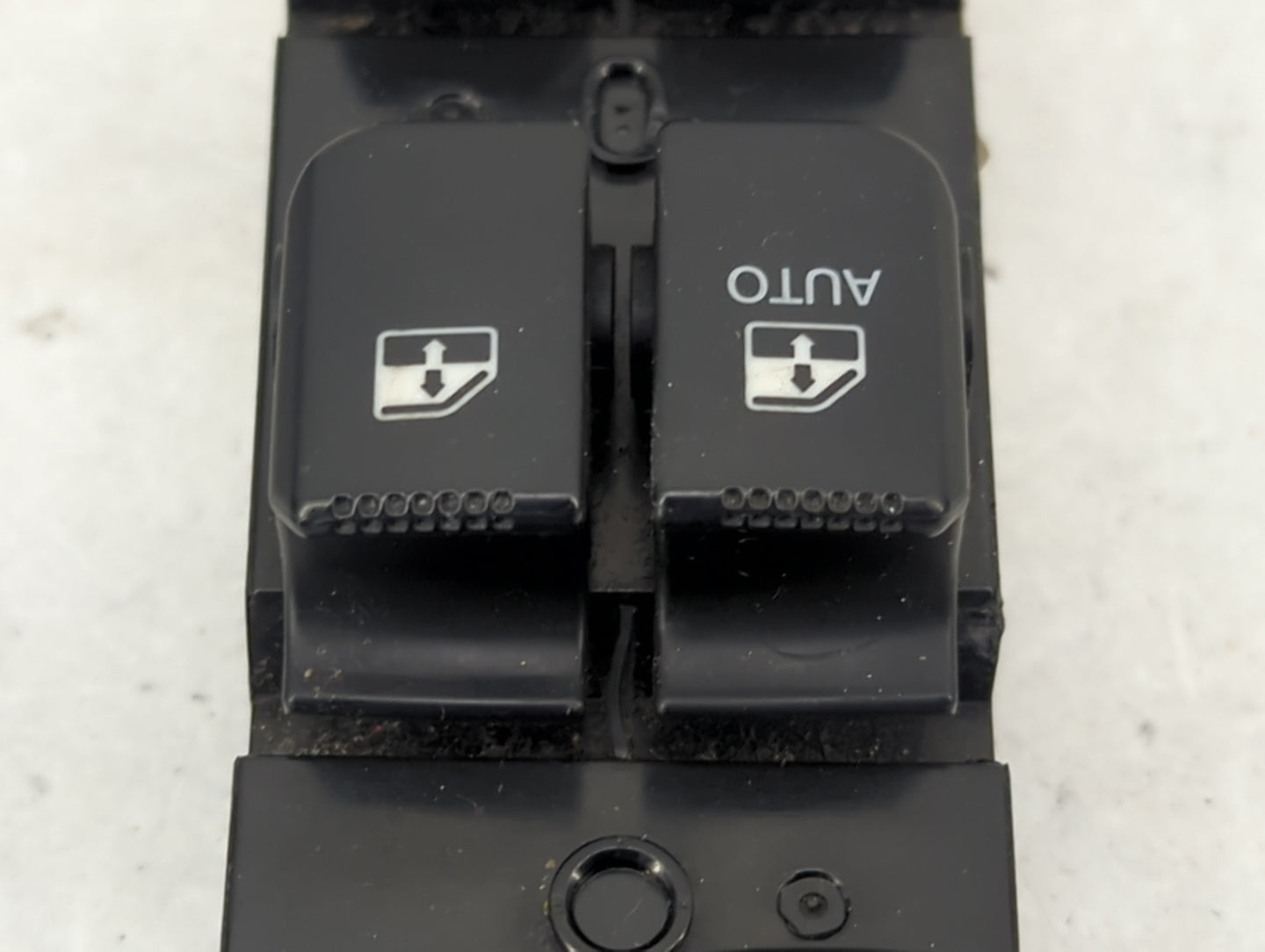 2010-2012 Hyundai Santa Fe Master Power Window Switch Replacement Driver Side Left P/N:371490 Fits Fits 2010 2011 2012 OEM U
