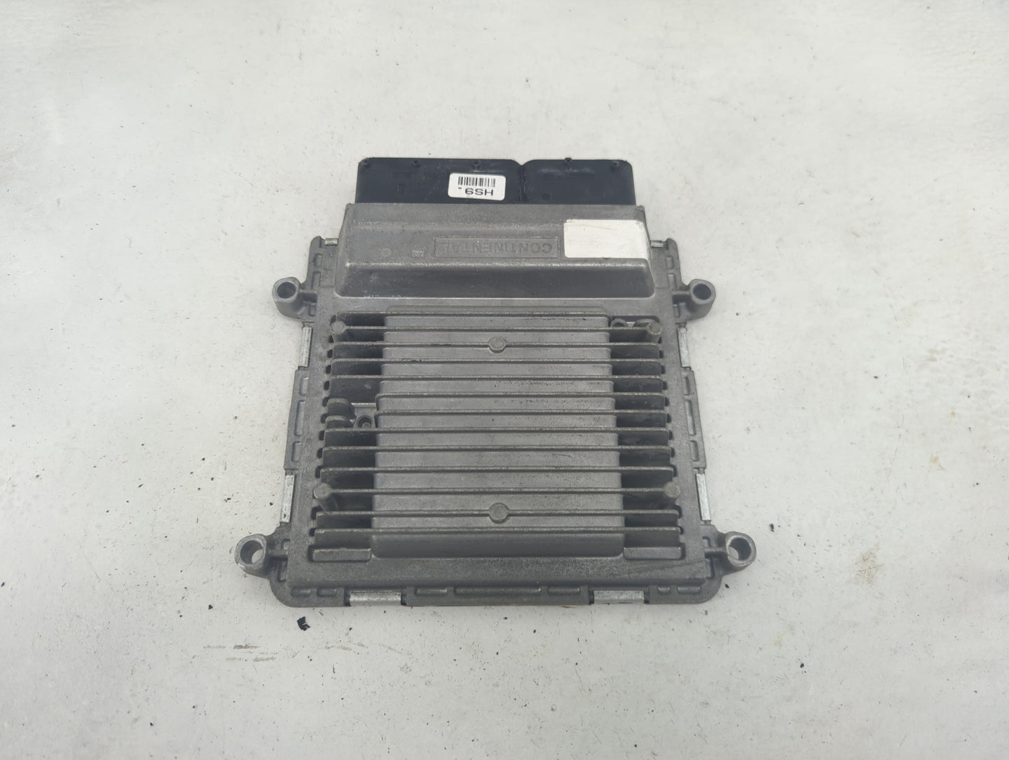 2010-2012 Hyundai Santa Fe PCM Engine Control Computer ECU ECM PCU OEM P/N:39134-2G342 39104-2G342 Fits Fits 2010 2011 2012 