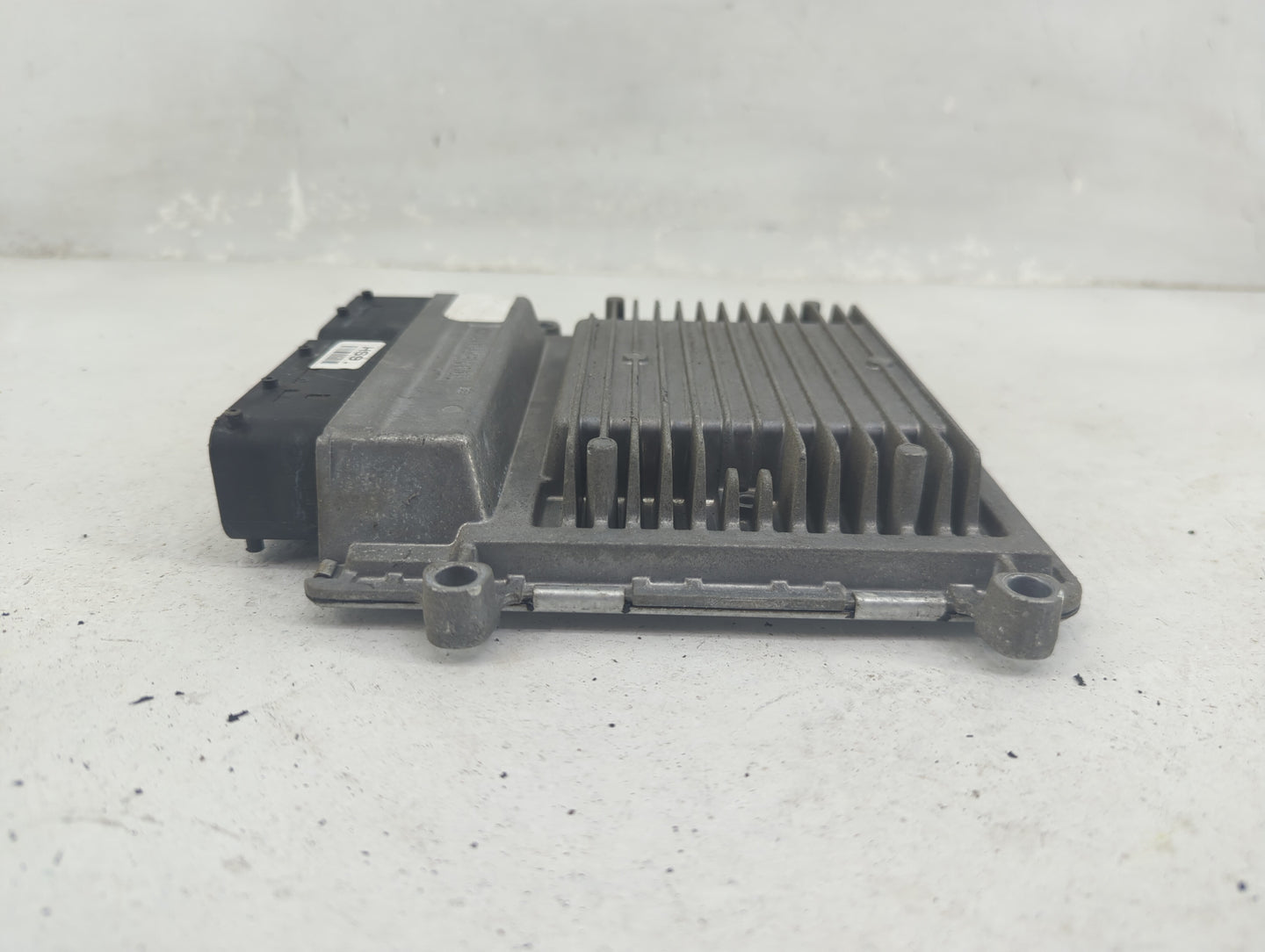 2010-2012 Hyundai Santa Fe PCM Engine Control Computer ECU ECM PCU OEM P/N:39134-2G342 39104-2G342 Fits Fits 2010 2011 2012 