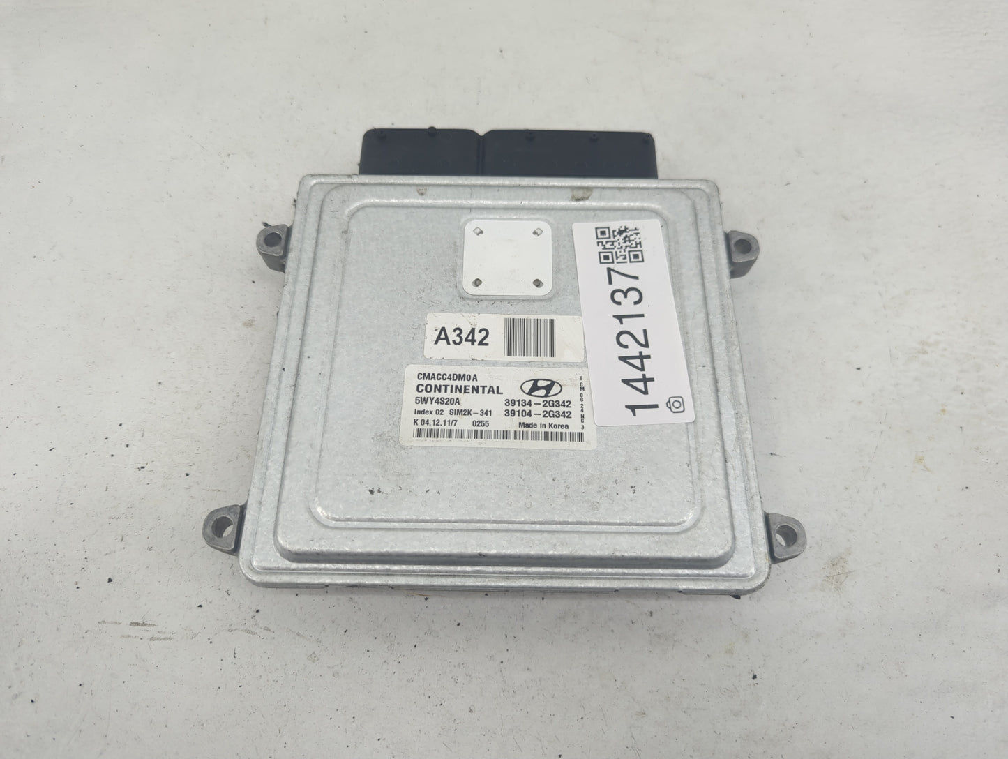 2010-2012 Hyundai Santa Fe PCM Engine Control Computer ECU ECM PCU OEM P/N:39134-2G342 39104-2G342 Fits Fits 2010 2011 2012 