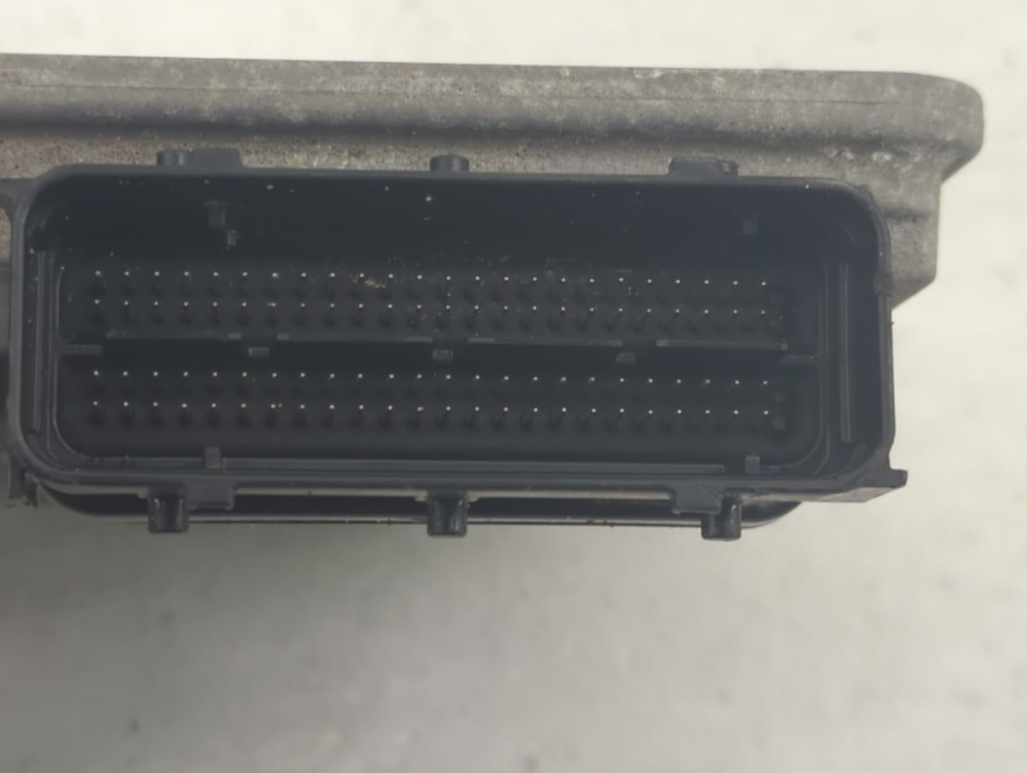 2010-2012 Hyundai Santa Fe PCM Engine Control Computer ECU ECM PCU OEM P/N:39109-3C562 28330291 Fits Fits 2010 2011 2012 OEM