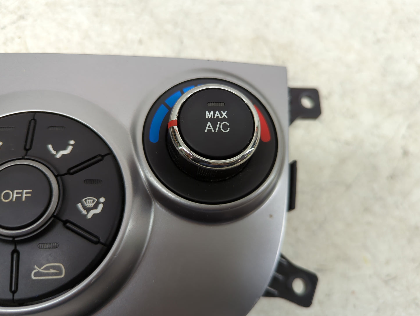 2010-2012 Hyundai Santa Fe Climate Control Module Temperature AC/Heater Replacement P/N:Q138W01Z Fits Fits 2010 2011 2012 OE