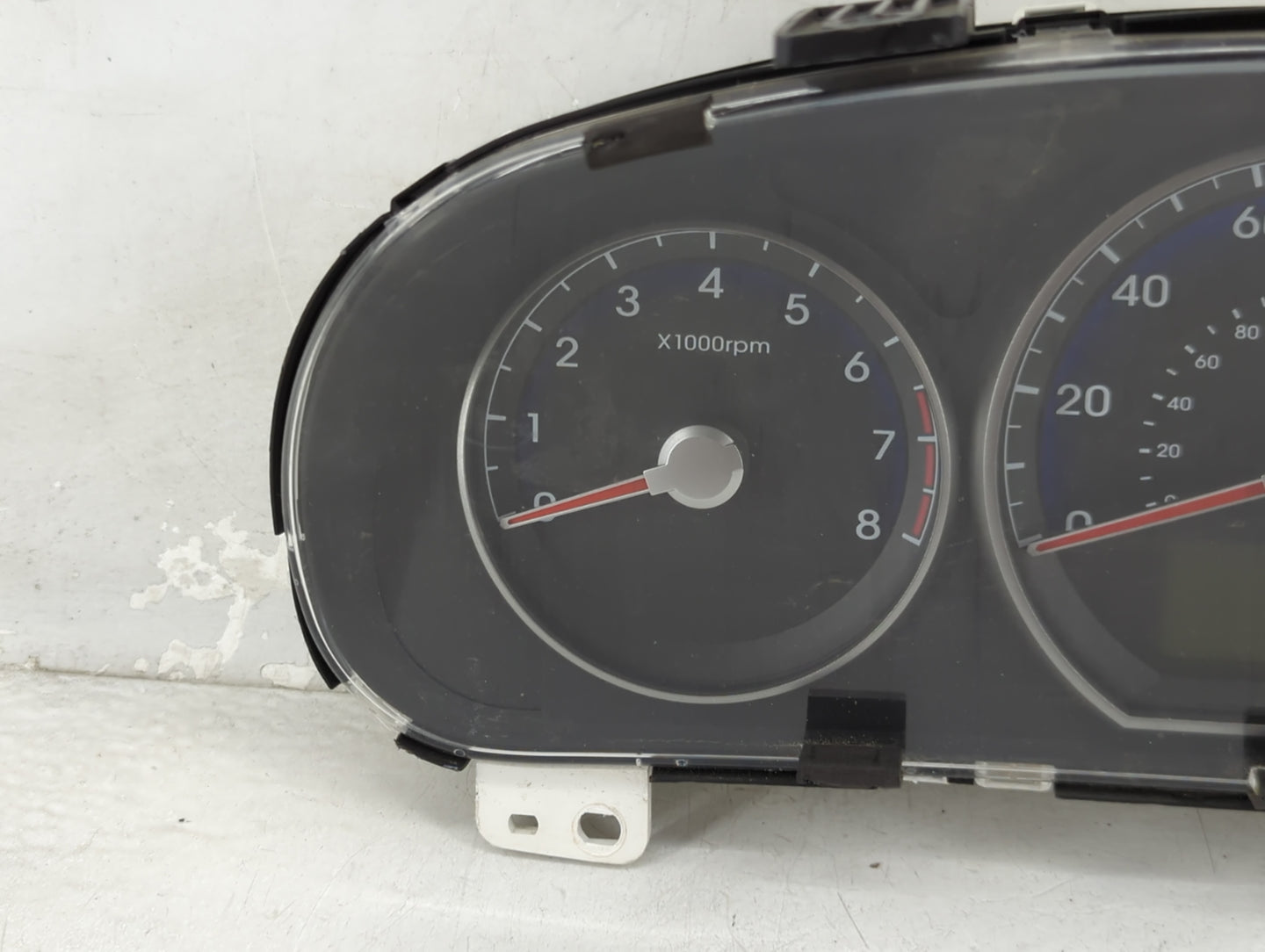 2010-2012 Hyundai Santa Fe Instrument Cluster Speedometer Gauges P/N:94011-0W031 P265W031 Miles:128K Fits Fits 2010 2011 201
