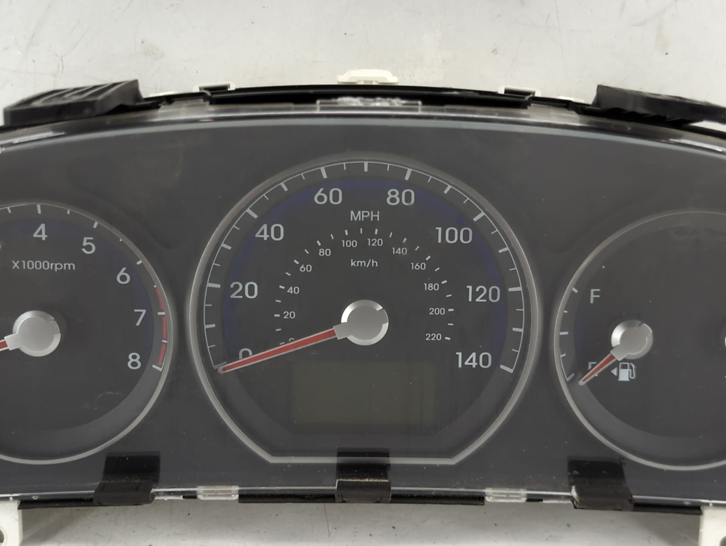 2010-2012 Hyundai Santa Fe Instrument Cluster Speedometer Gauges P/N:94011-0W031 P265W031 Miles:128K Fits Fits 2010 2011 201