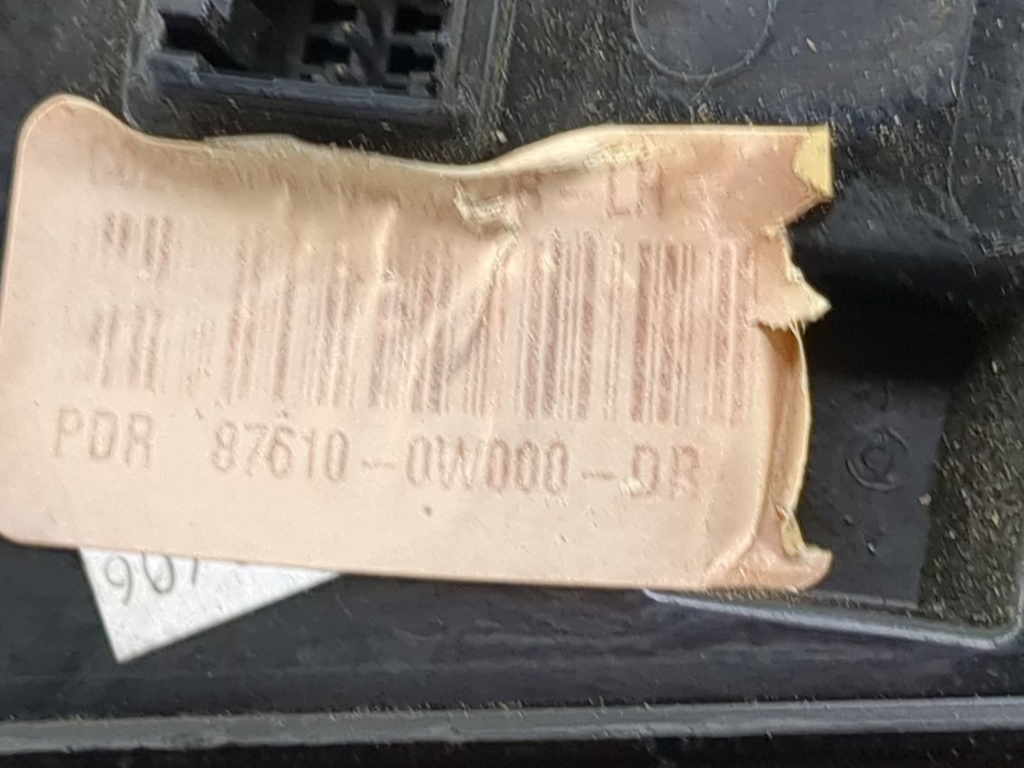 2007-2012 Hyundai Santa Fe Driver Side View Mirror - Left Door Mirror OEM Used - Oemusedautoparts1.com