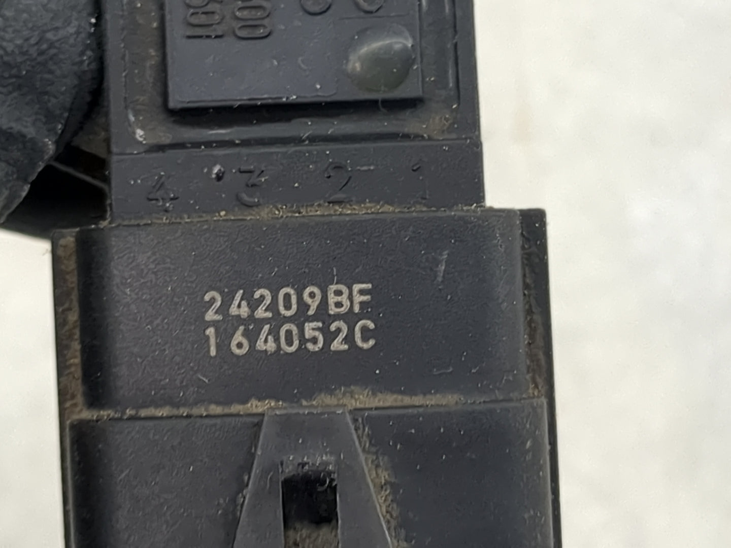 2010-2012 Hyundai Santa Fe Mass Air Flow Meter Maf 1485331 - Oemusedautoparts1.com