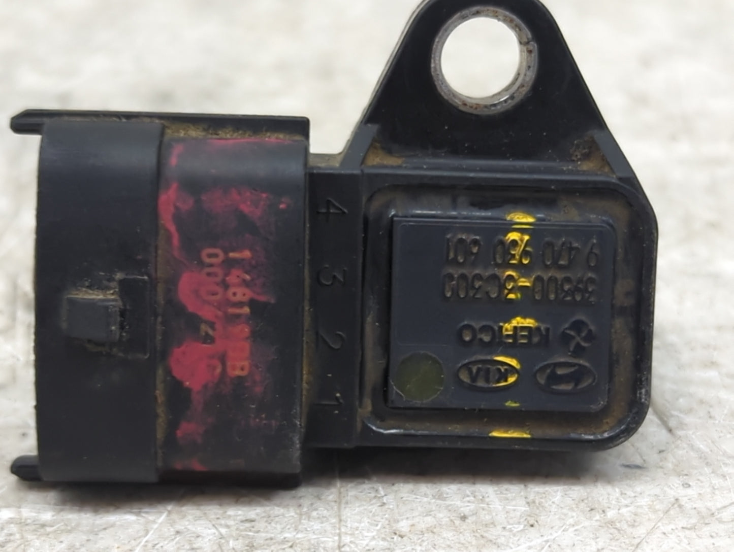 2010-2012 Hyundai Santa Fe Mass Air Flow Meter Maf 1487505 - Oemusedautoparts1.com