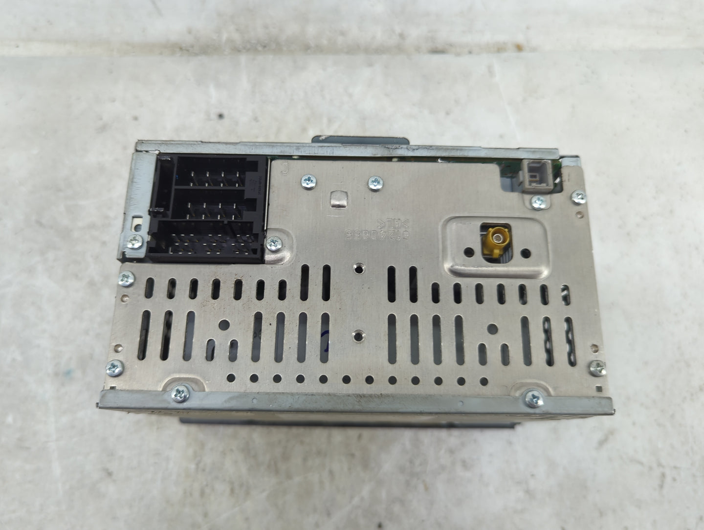 2010-2012 Hyundai Santa Fe Radio AM FM Cd Player Receiver Replacement P/N:961800W500XX1 Fits Fits 2010 2011 2012 OEM Used Au
