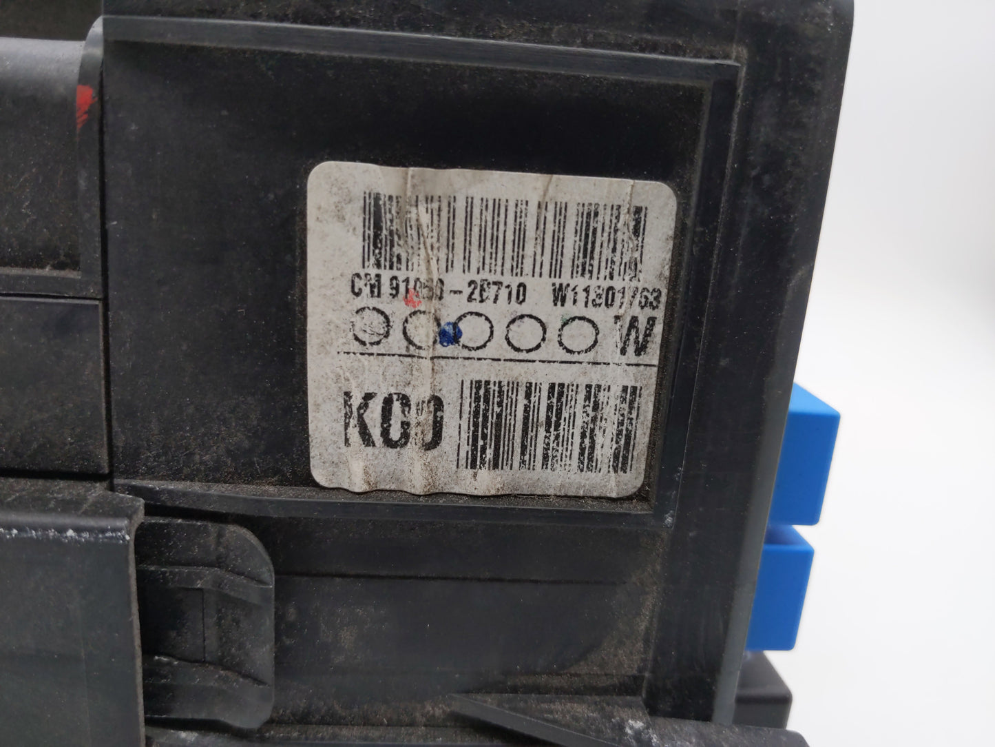 2010-2012 Hyundai Santa Fe Fusebox Fuse Box Panel Relay Module P/N:91115-2B050 91950-2B710 Fits Fits 2010 2011 2012 OEM Used