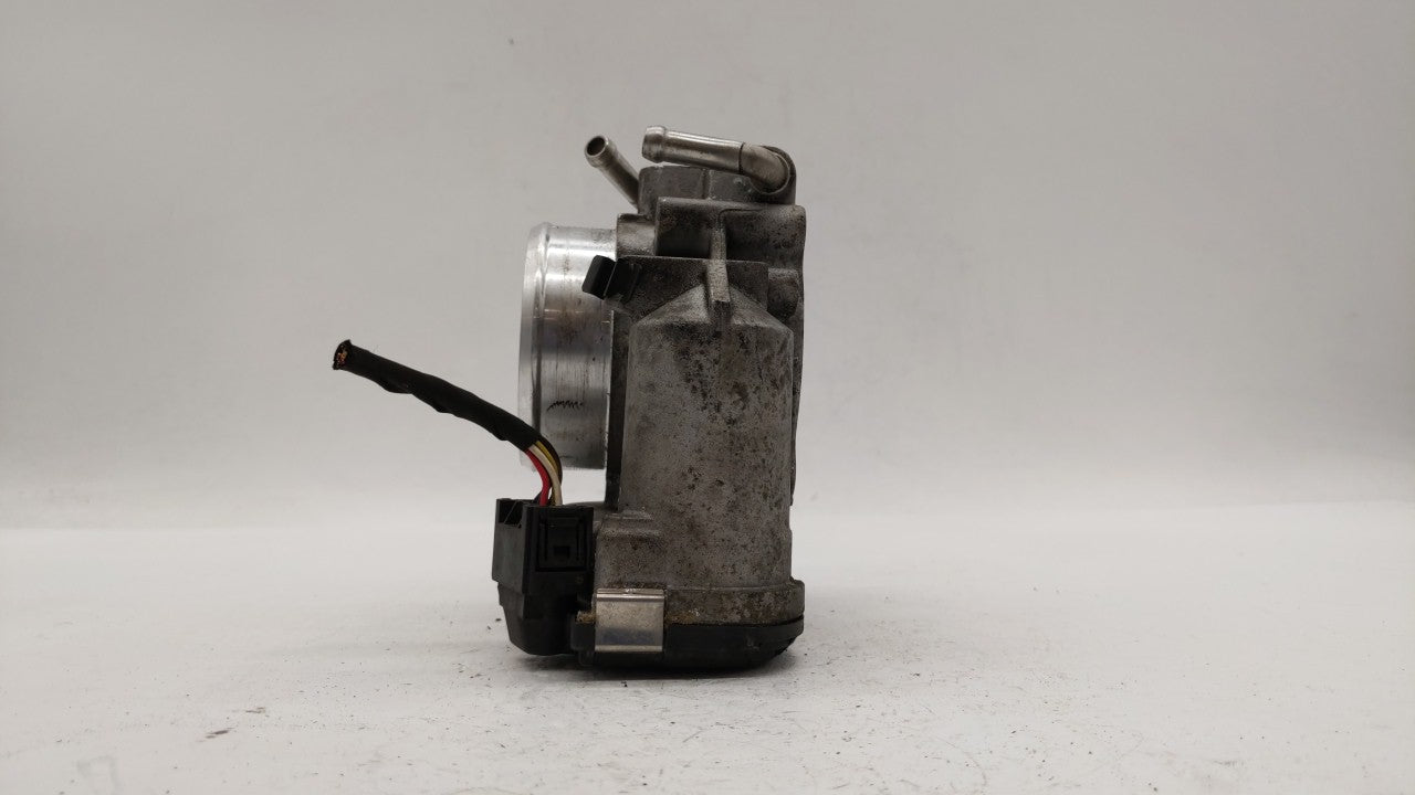 2010-2012 Hyundai Santa Fe Throttle Body P/N:35100-25400 35100-25200 Fits Fits 2006 2007 2008 2009 2010 2011 2012 2013 OEM U