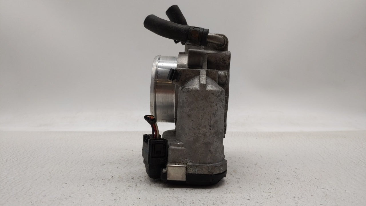 2010-2012 Hyundai Santa Fe Throttle Body P/N:35100-25400 35100-25200 Fits Fits 2006 2007 2008 2009 2010 2011 2012 2013 OEM U