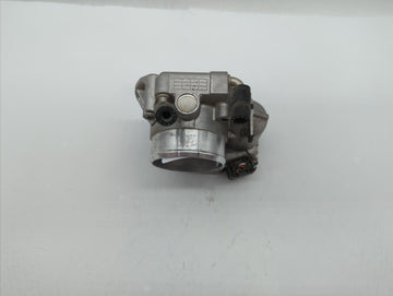 2010-2012 Hyundai Santa Fe Throttle Body P/N:35100-25400 35100-25200 Fits Fits 2006 2007 2008 2009 2010 2011 2012 2013 OEM Used Auto Parts