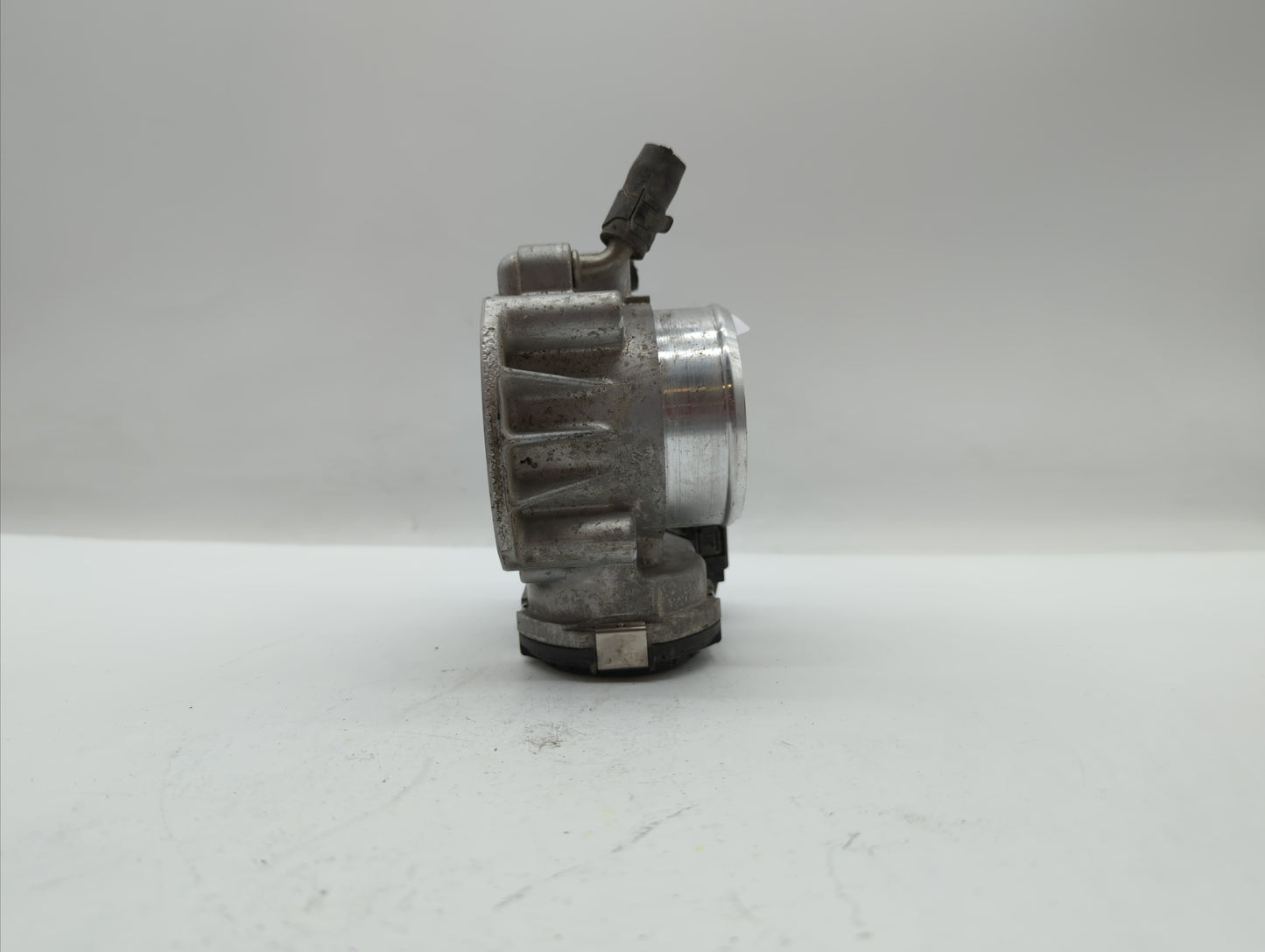 2010-2012 Hyundai Santa Fe Throttle Body P/N:35100-25400 35100-25200 Fits Fits 2006 2007 2008 2009 2010 2011 2012 2013 OEM U