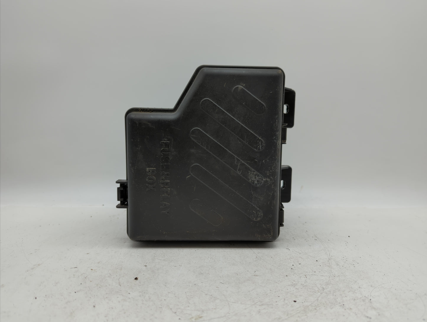 2010-2012 Hyundai Santa Fe Fusebox Fuse Box Panel Relay Module P/N:91115-2B050 91950-2B710 Fits Fits 2010 2011 2012 OEM Used