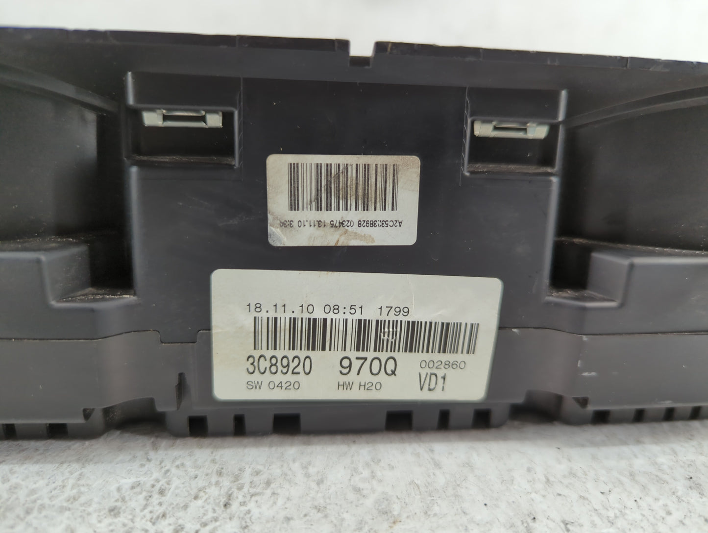 2010-2012 Hyundai Santa Fe Instrument Cluster Speedometer Gauges P/N:94011-0W130CA 94011-0W131 Fits Fits 2010 2011 2012 OEM 