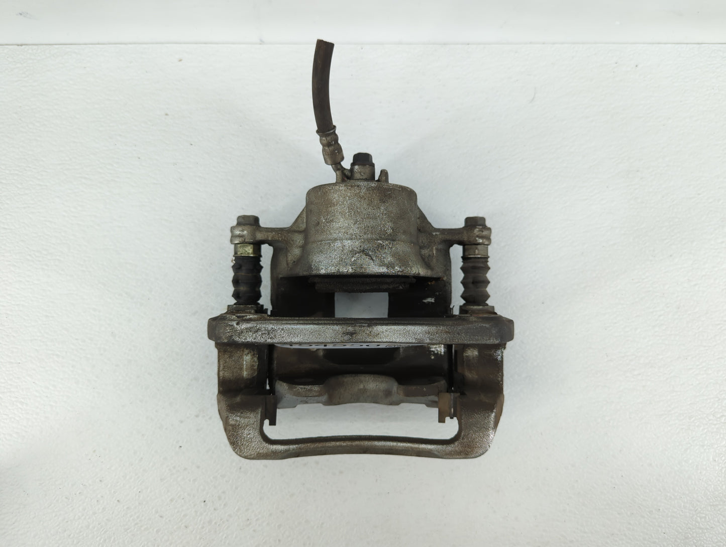 2010-2012 Hyundai Santa Fe Front Driver Left Brake Caliper - Oemusedautoparts1.com