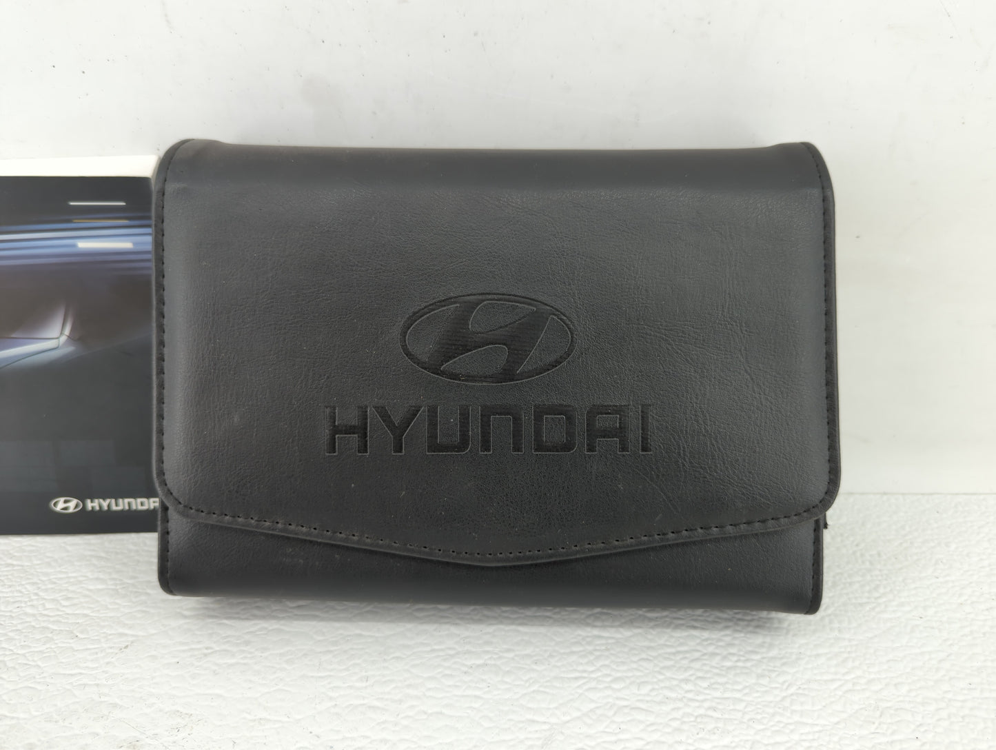 2012 Hyundai Santa Fe Owners Manual Book Guide OEM Used Auto Parts - Oemusedautoparts1.com