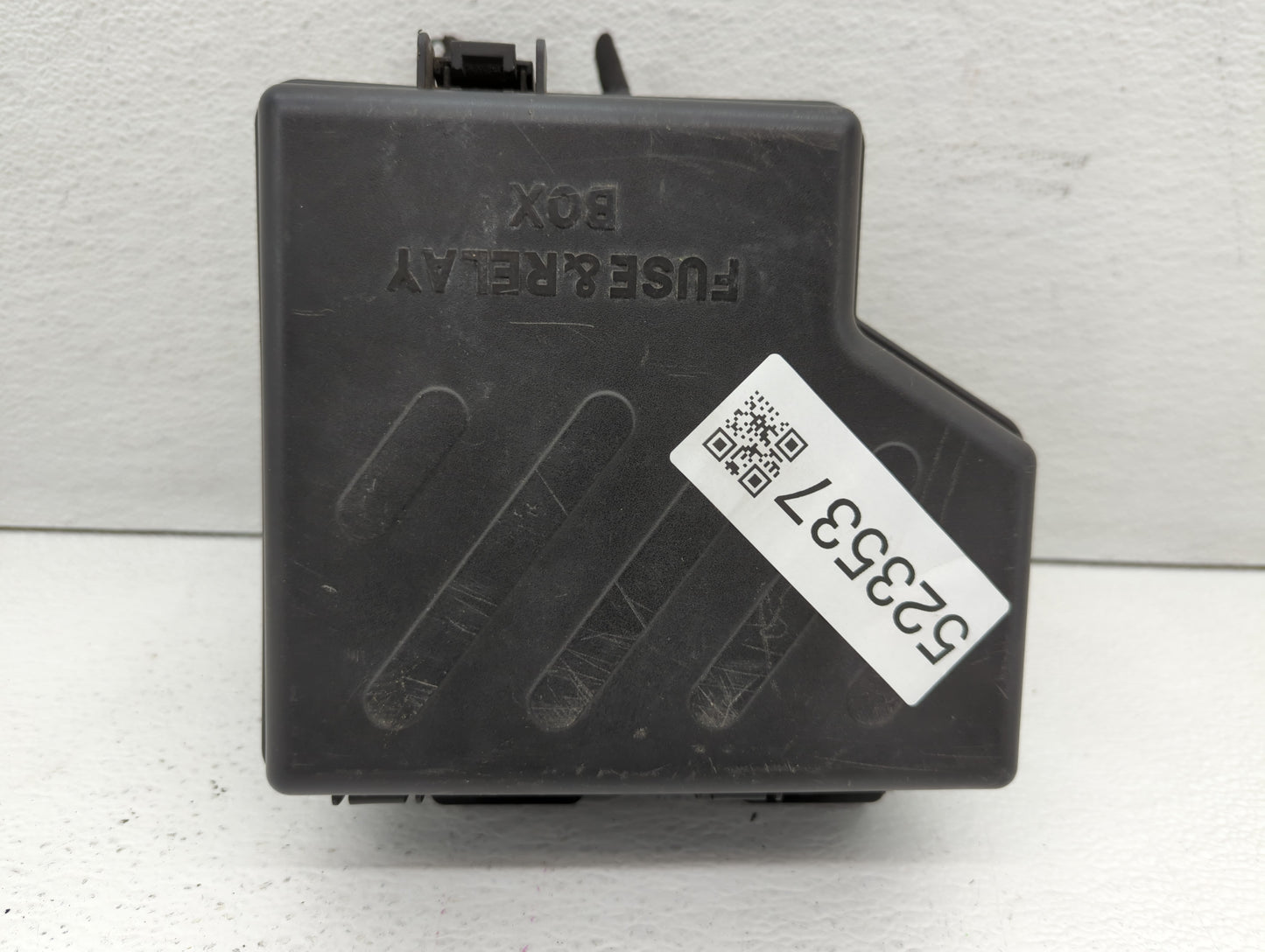 2010-2012 Hyundai Santa Fe Fusebox Fuse Box Panel Relay Module Fits Fits 2010 2011 2012 OEM Used Auto Parts - Oemusedautopar