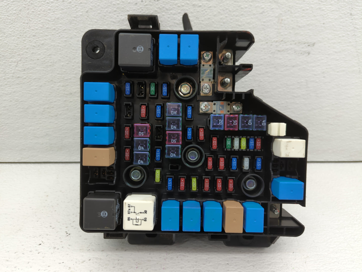 2010-2012 Hyundai Santa Fe Fusebox Fuse Box Panel Relay Module Fits Fits 2010 2011 2012 OEM Used Auto Parts - Oemusedautopar