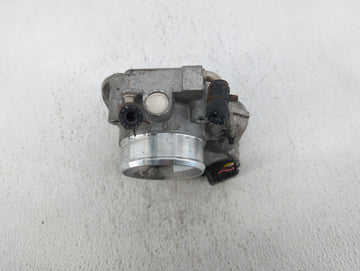 2010-2012 Hyundai Santa Fe Throttle Body P/N:35100-25400 Fits Fits 2006 2007 2008 2009 2010 2011 2012 2013 OEM Used Auto Parts