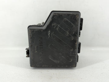2010-2012 Hyundai Santa Fe Fusebox Fuse Box Panel Relay Module P/N:91115-2B050 Fits Fits 2010 2011 2012 OEM Used Auto Parts 