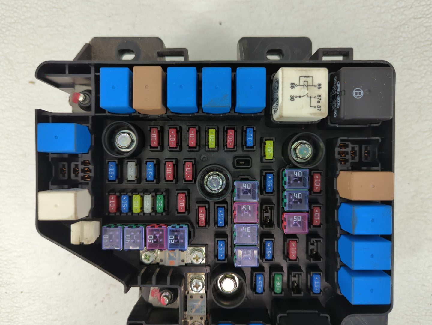 2010-2012 Hyundai Santa Fe Fusebox Fuse Box Panel Relay Module P/N:91115-2B050 Fits Fits 2010 2011 2012 OEM Used Auto Parts 