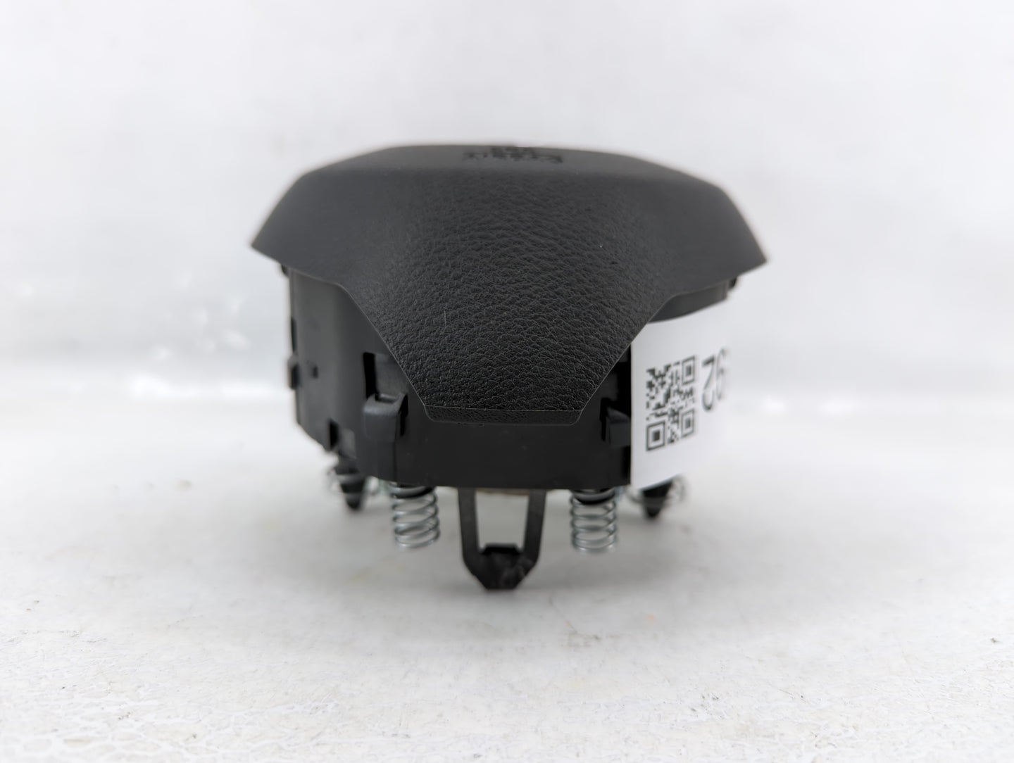 2010-2012 Hyundai Santa Fe Air Bag Driver Left Steering Wheel Mounted P/N:0589-P1-000299 Fits Fits 2010 2011 2012 OEM Used A