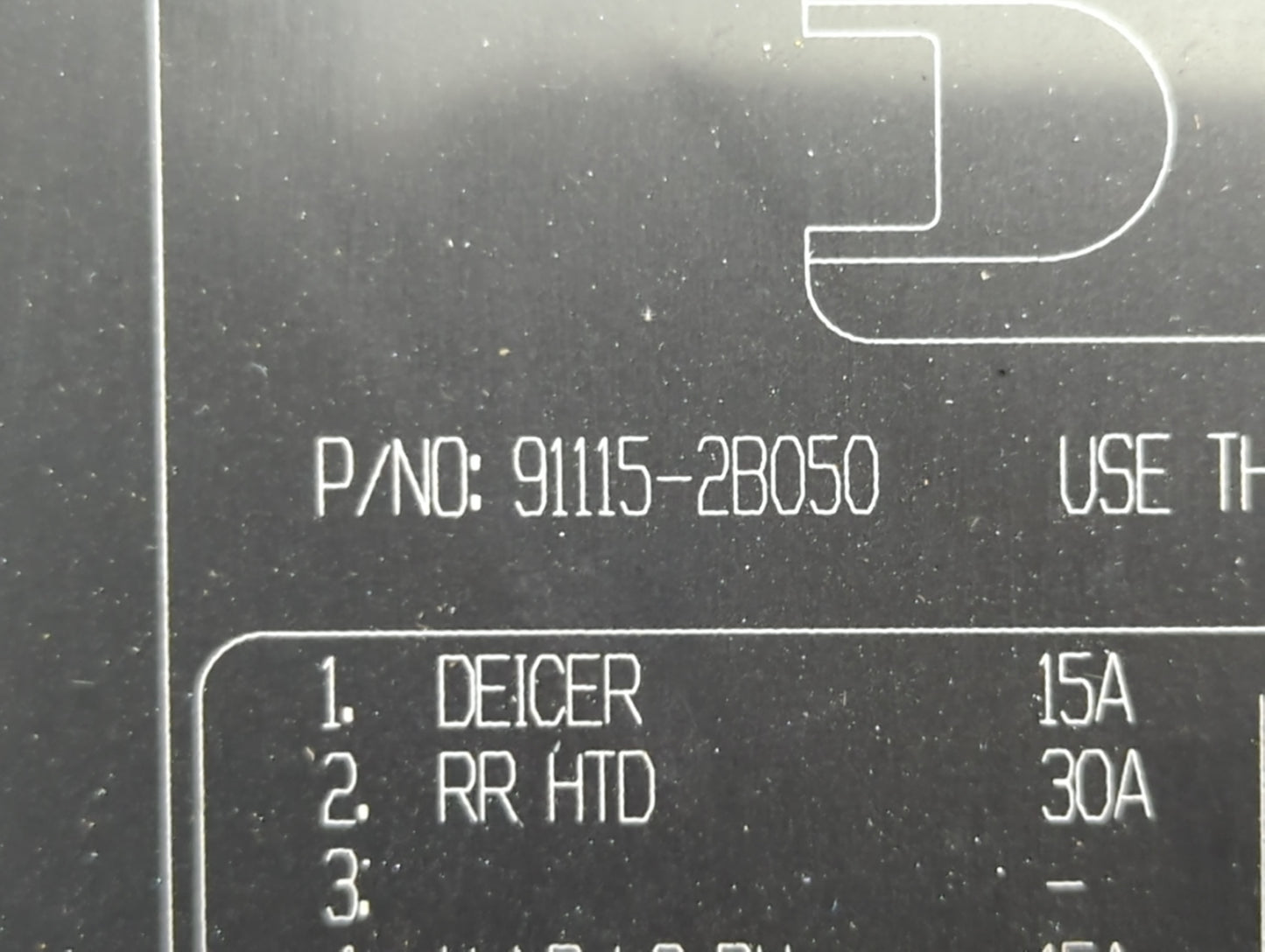 2010-2012 Hyundai Santa Fe Fusebox Fuse Box Panel Relay Module P/N:91115-2B050 Fits Fits 2010 2011 2012 OEM Used Auto Parts 