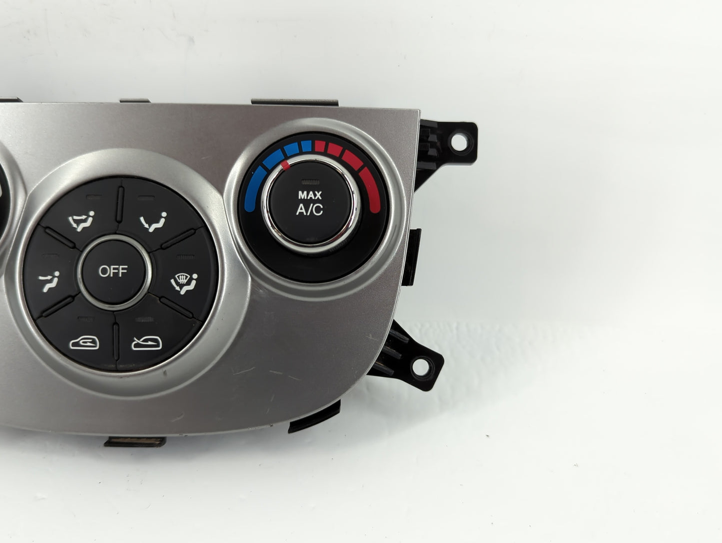2010-2012 Hyundai Santa Fe Am Fm Cd Player Radio Receiver - Oemusedautoparts1.com