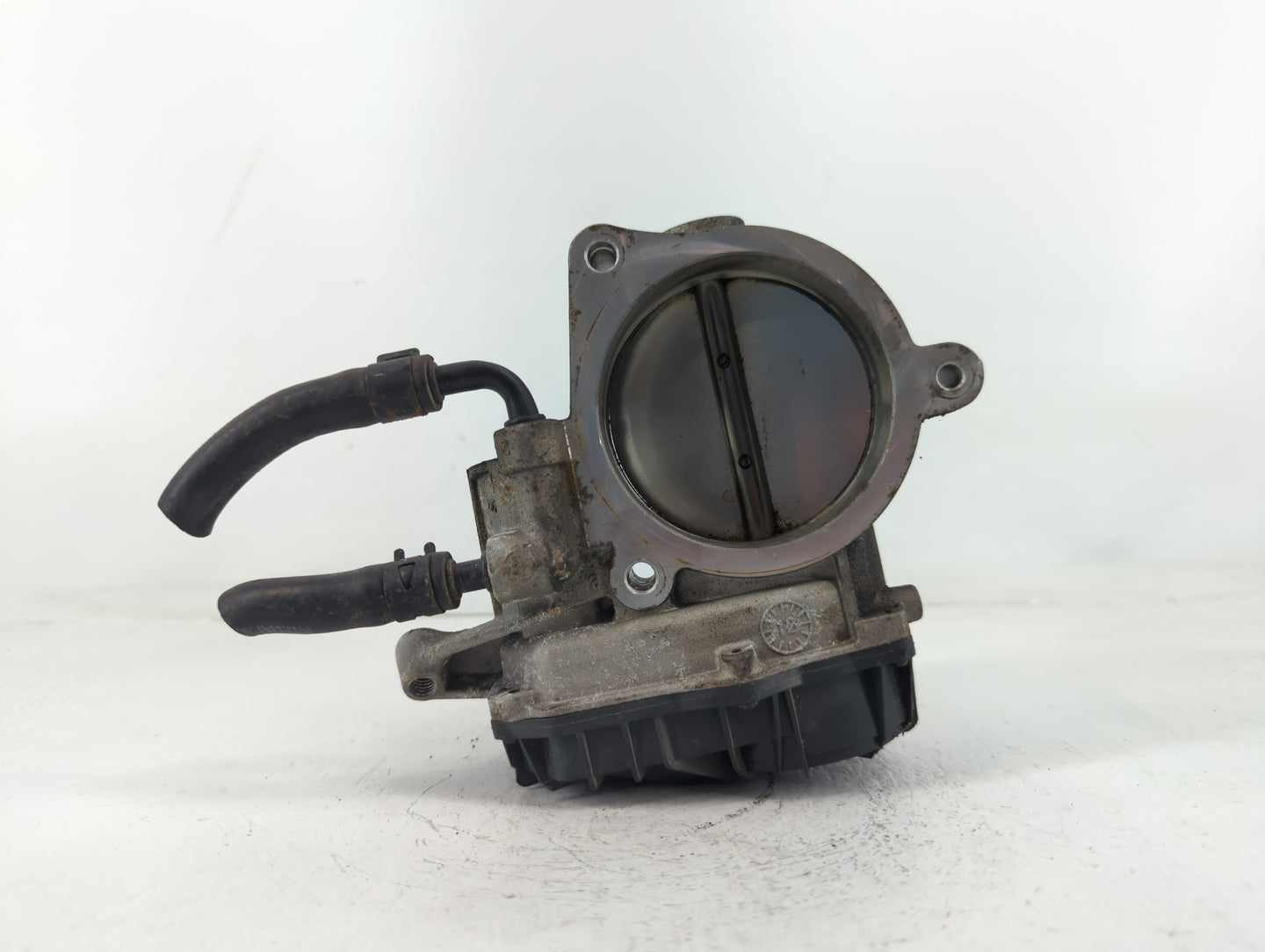 2010-2012 Hyundai Santa Fe Throttle Body P/N:DG6120102B05363 Fits Fits 2010 2011 2012 2013 2014 OEM Used Auto Parts - Oemuse