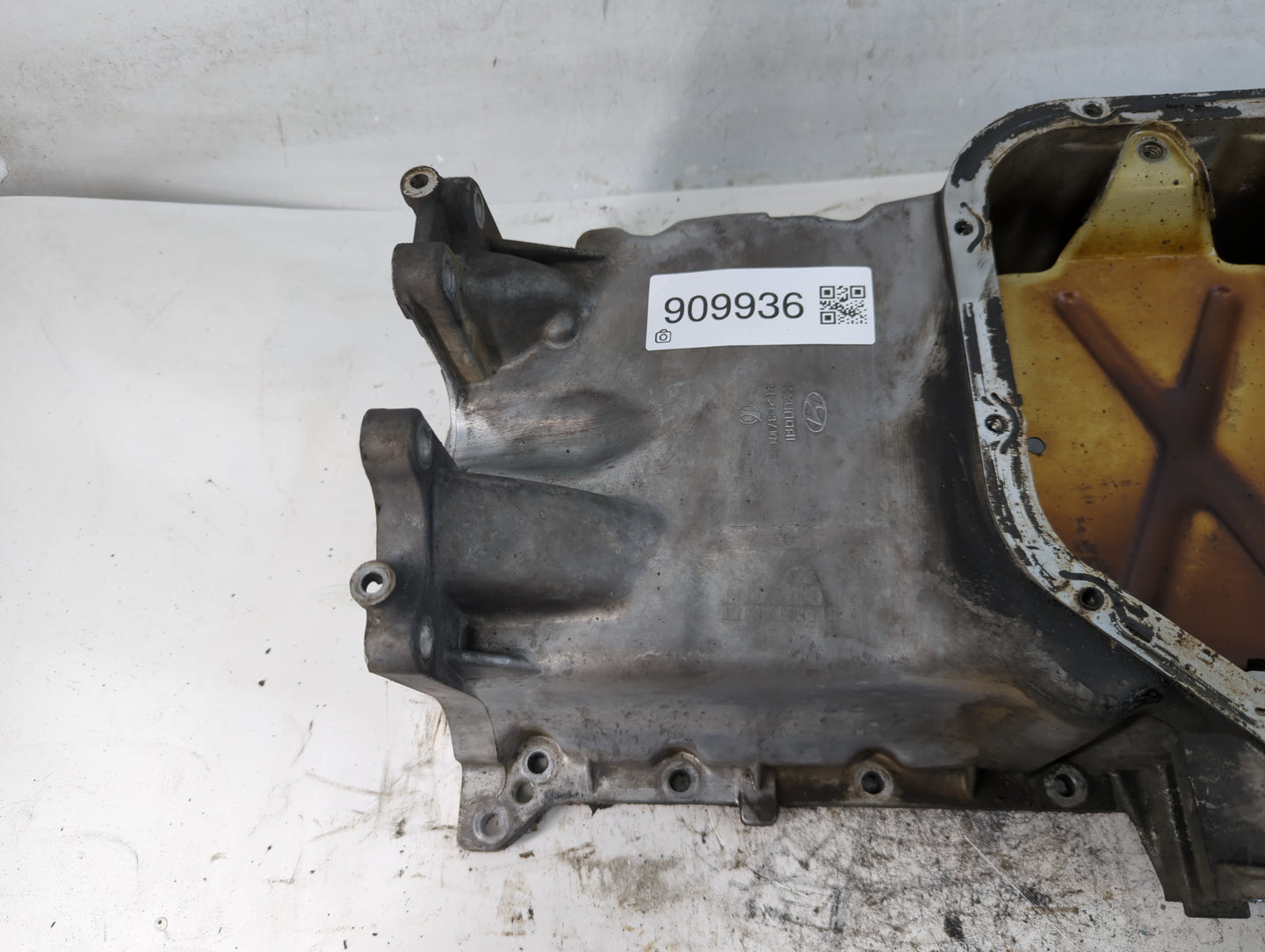 2010-2018 Hyundai Santa Fe Engine Oil Pan P/N:21521-37101 Fits Fits 2007 2008 2009 2010 2011 2012 2013 2014 2015 2016 2017 2