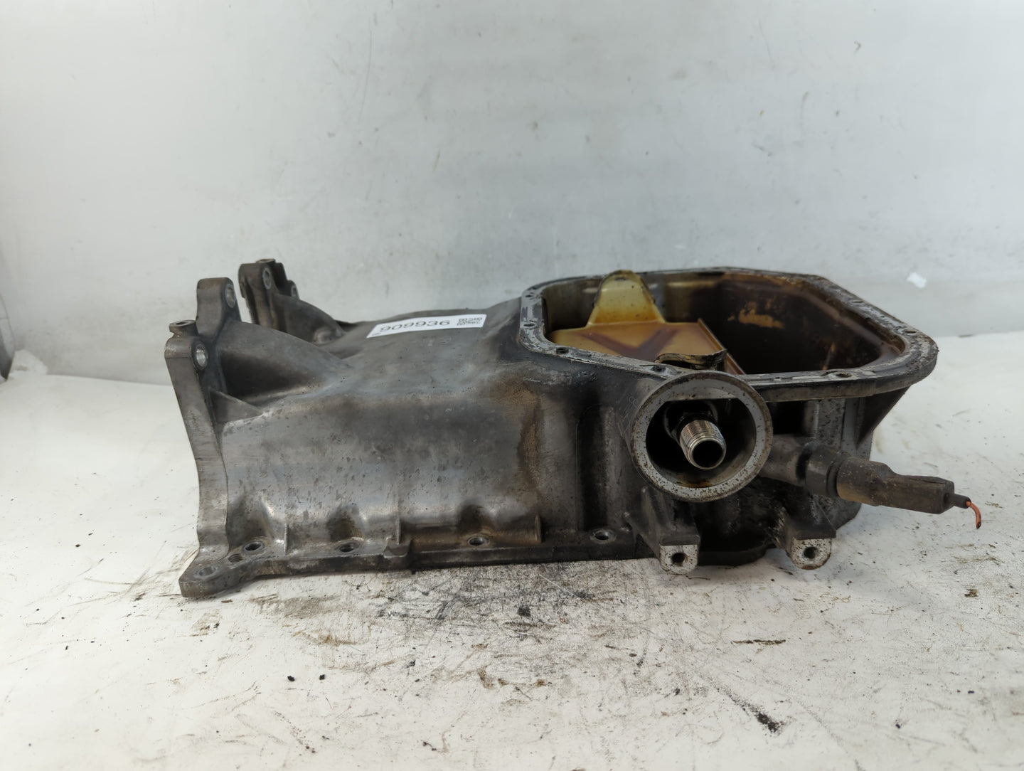 2010-2018 Hyundai Santa Fe Engine Oil Pan P/N:21521-37101 Fits Fits 2007 2008 2009 2010 2011 2012 2013 2014 2015 2016 2017 2