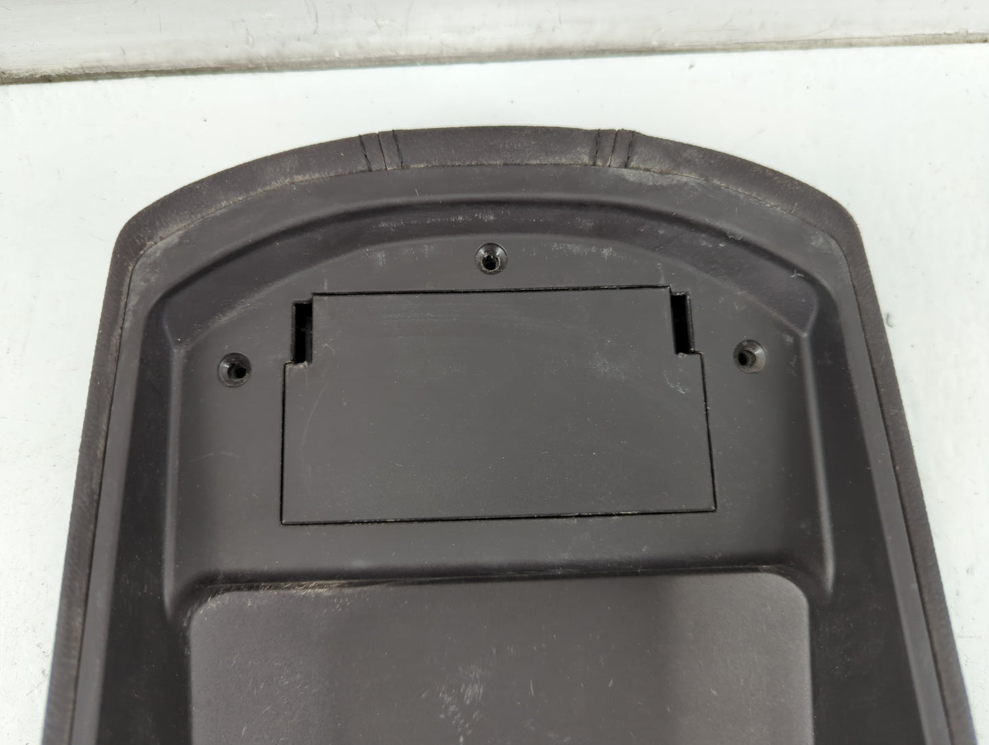 2011-2012 Hyundai Sonata Center Console Armrest Cover Lid Fits Fits 2011 2012 OEM Used Auto Parts - Oemusedautoparts1.com