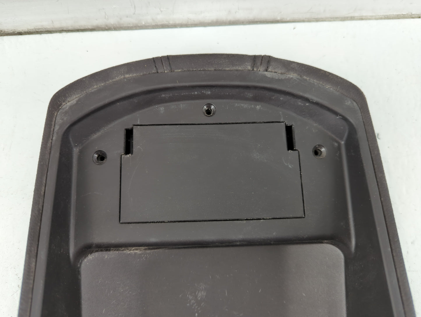 2011-2012 Hyundai Sonata Center Console Armrest Cover Lid Fits Fits 2011 2012 OEM Used Auto Parts - Oemusedautoparts1.com