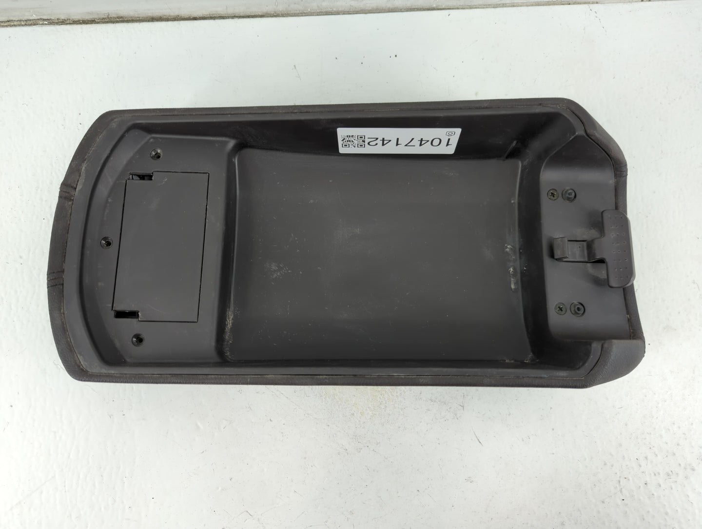 2011-2012 Hyundai Sonata Center Console Armrest Cover Lid Fits Fits 2011 2012 OEM Used Auto Parts - Oemusedautoparts1.com