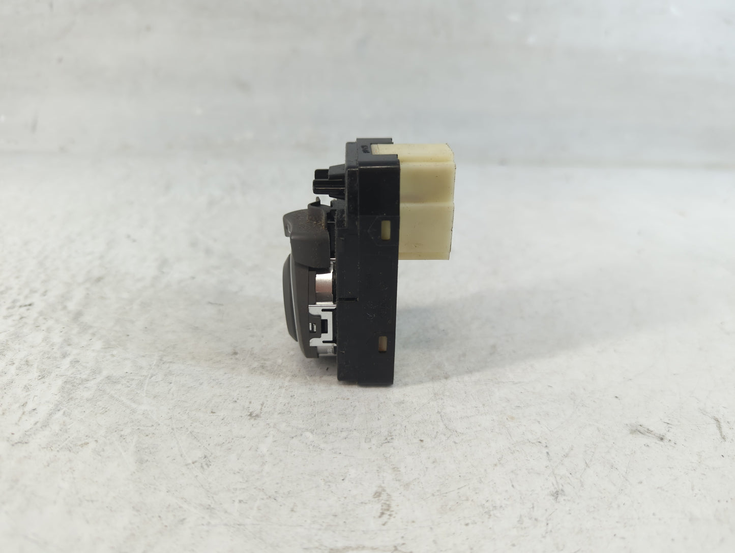 2011-2015 Hyundai Sonata Master Power Window Switch Replacement Driver Side Left P/N:202006586 Fits Fits 2011 2012 2013 2014