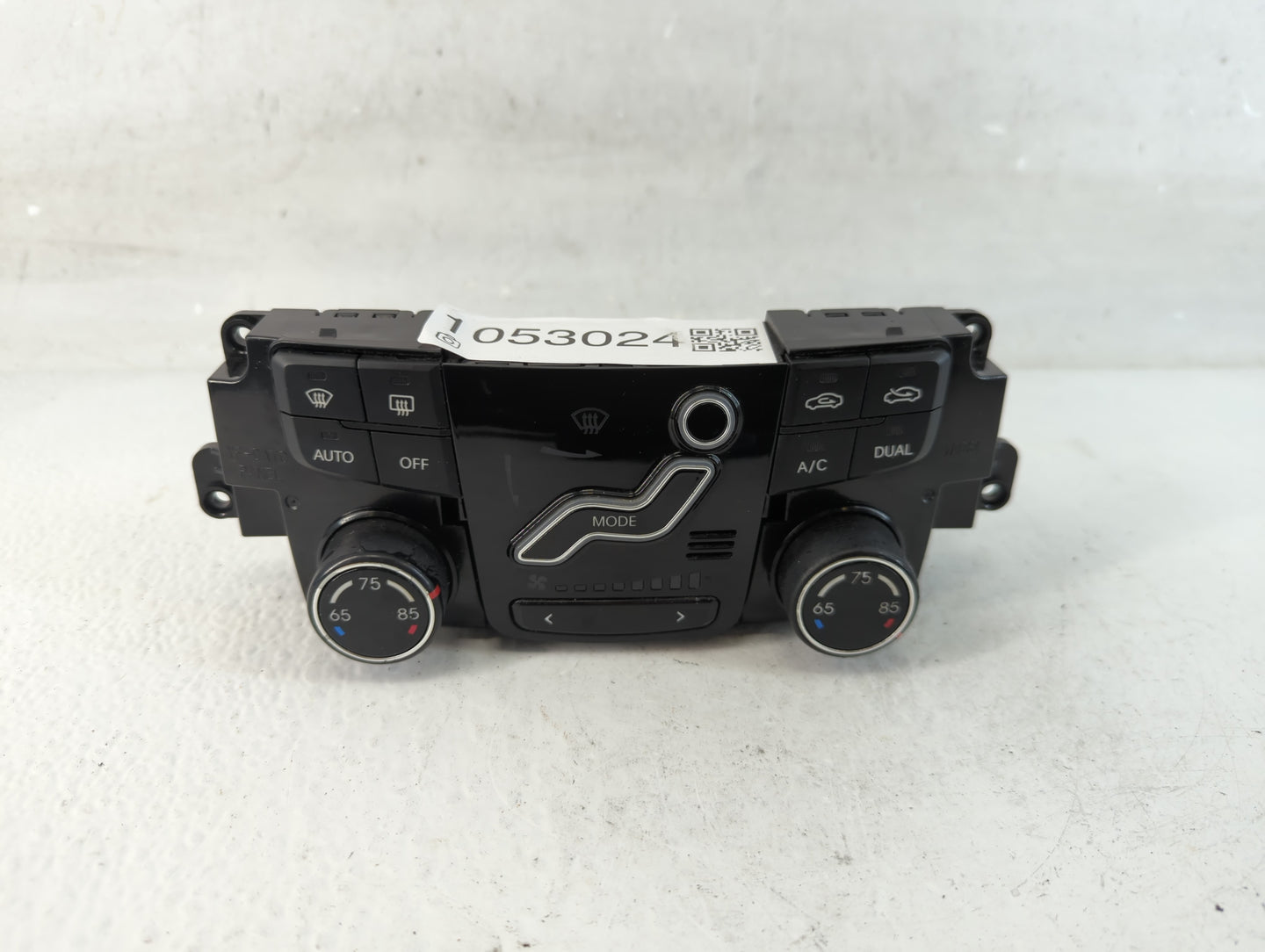 2011-2013 Hyundai Sonata Climate Control Module Temperature AC/Heater Replacement Fits Fits 2011 2012 2013 OEM Used Auto Par
