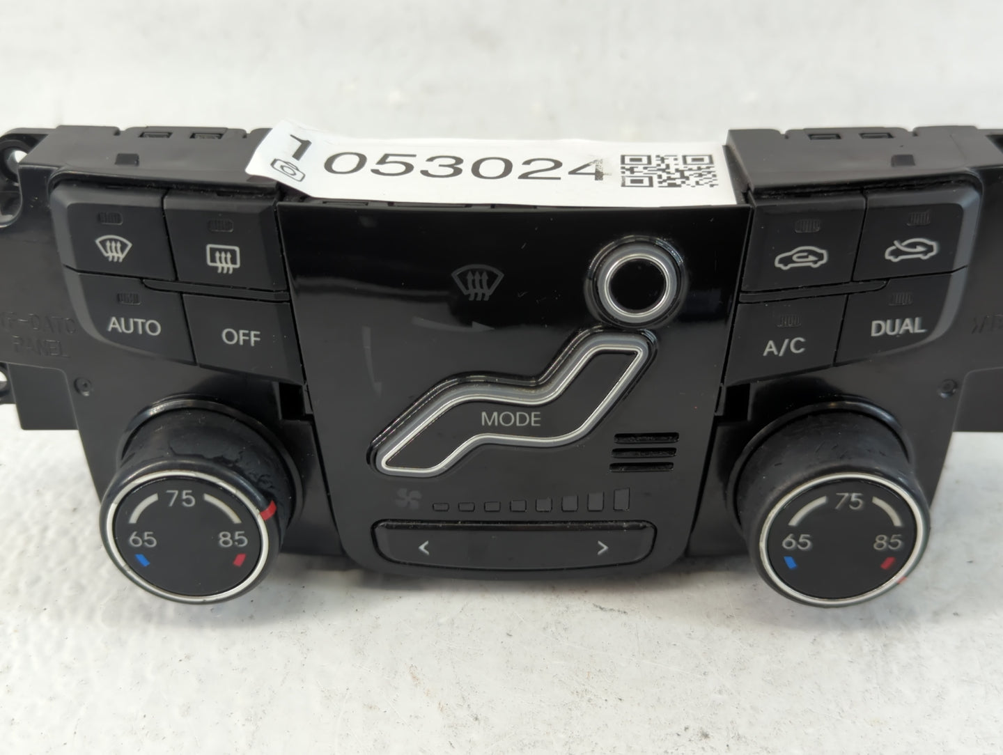 2011-2013 Hyundai Sonata Climate Control Module Temperature AC/Heater Replacement Fits Fits 2011 2012 2013 OEM Used Auto Par