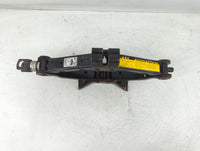 2012 Hyundai Sonata Spare Scissor Car Jack 1067788 - Oemusedautoparts1.com