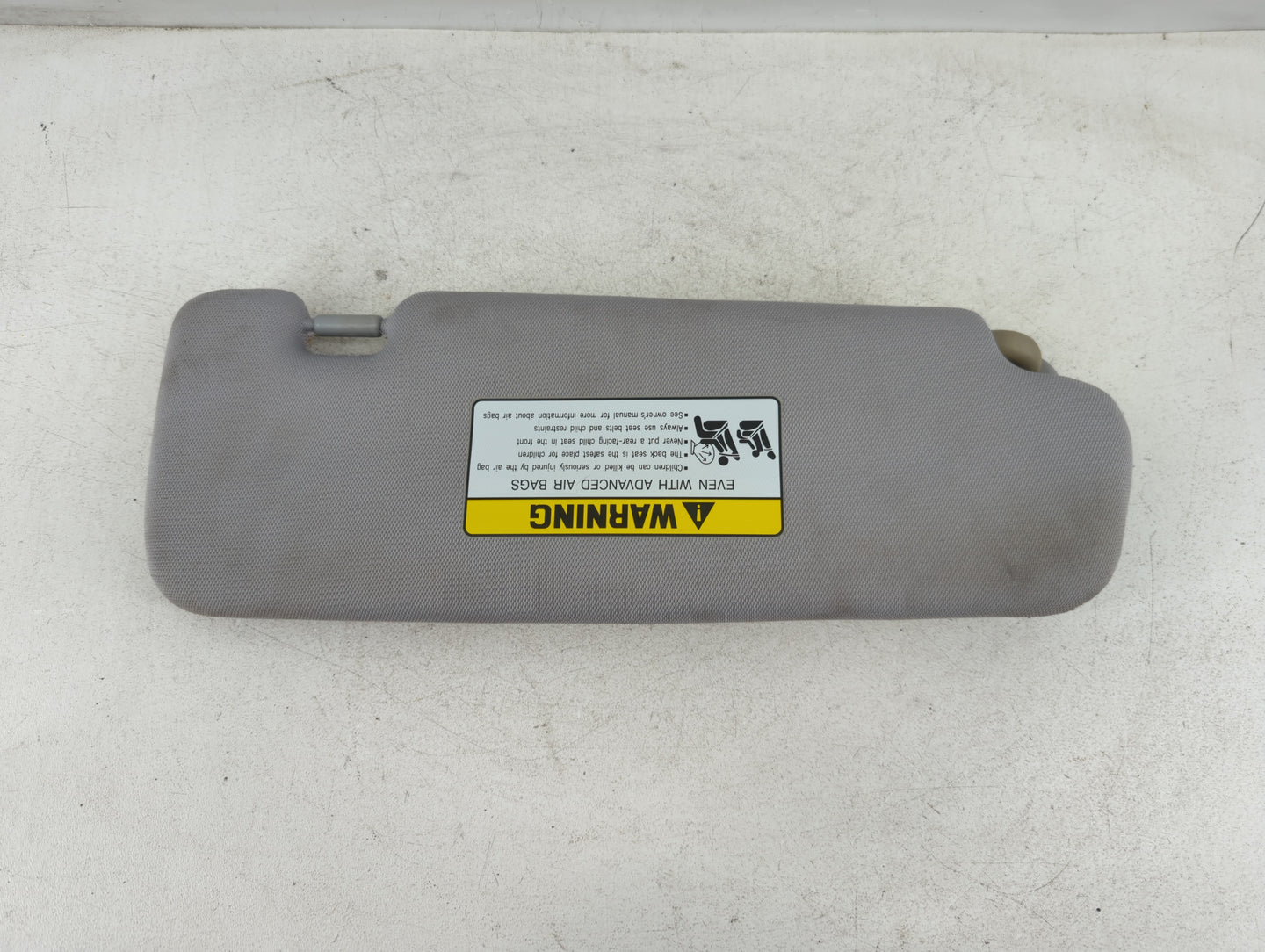 2012-2014 Hyundai Sonata Sun Visor Shade Replacement Driver Left Mirror Fits Fits 2012 2013 2014 OEM Used Auto Parts - Oemus